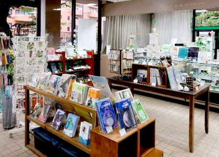 ミュージアムショップ